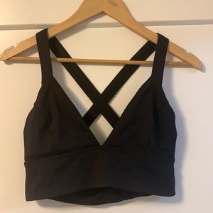 Lululemon black bra, size 8
